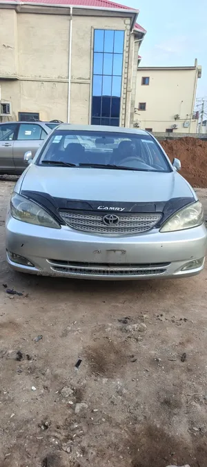 Toyota Camry 2004 Silver