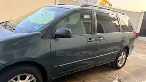 Toyota Sienna LE AWD 2005 Green