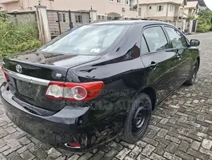 Toyota Corolla 2012 Black