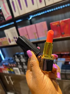 Discreet Rechargeable Lipstick Vibrator