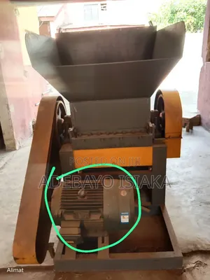 Plastic Cutting Machine