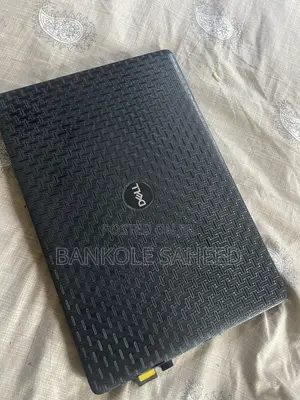 Laptop Dell Inspiron 15 16GB Intel Core i3 HDD+SSD 1T