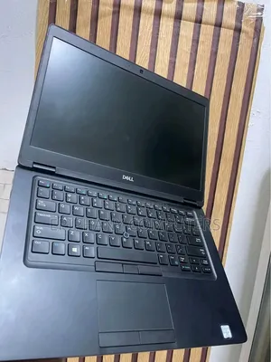 Laptop Dell Latitude 5490 16GB Intel Core i5 SSD 512GB