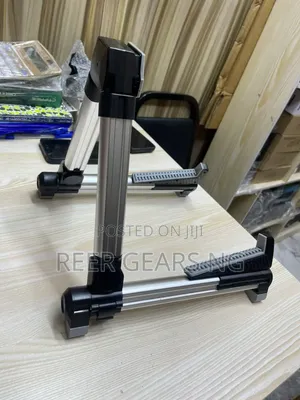 Adjustable Guitar Stand for Electric and Bass Guitar
