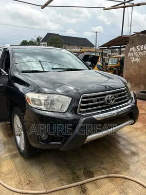 Toyota Highlander SE 2010 Black