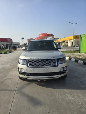 Land Rover Range Rover Vogue 2014 Gold