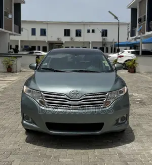 Toyota Venza AWD 2012