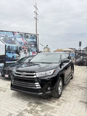 Toyota Highlander 2018 Black