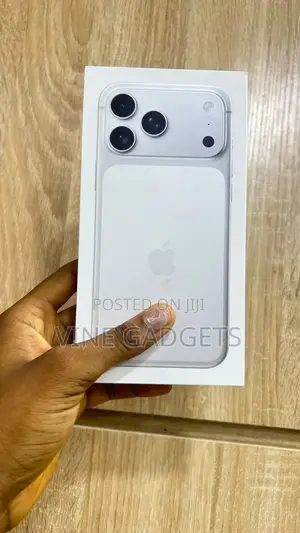 New Apple iPhone 17 Pro Max 2 TB Silver