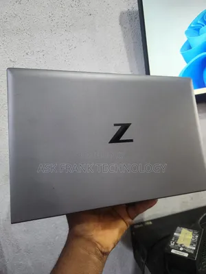 Laptop HP ZBook Firefly 14 G7 16GB Intel Core i7 SSD 512GB