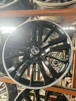 20inches for Ranger Rover Sport Se 2018 Direct Tokunbo Available in Stock