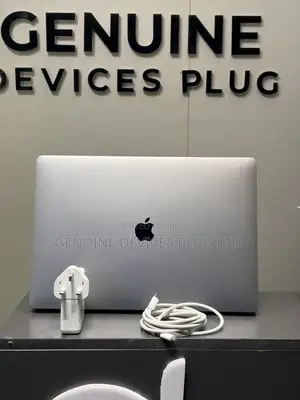 Laptop Apple MacBook Pro 2019 64GB Intel Core i9 SSD 1T