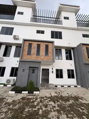 4bdrm Townhouse/Terrace in Jahi for sale
