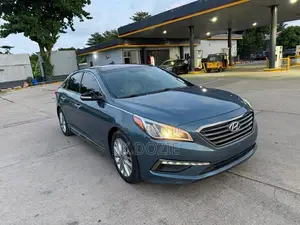 Hyundai Sonata Limited Sedan FWD (2.4L 4cyl 6A) 2016 Blue