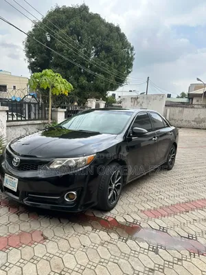 2013 Toyota Camry LE Untempered Engine and Gear