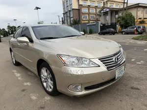 Lexus ES 2012 Gold