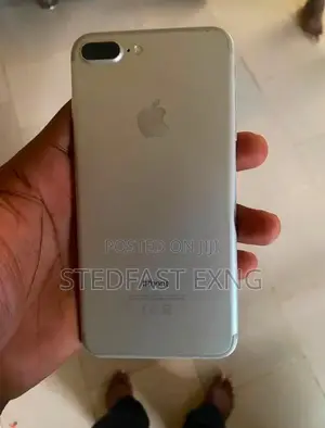 Apple iPhone 7 Plus 32 GB White