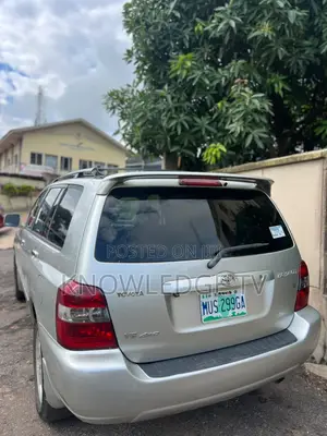 Toyota Highlander Limited V6 2005 Gray