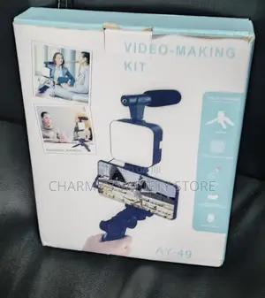 Vlogging Kit Smartphone Camera With Lightweight Microphone Tripod