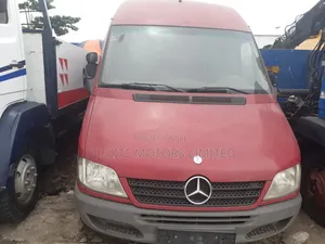 Mercedes-Benz Sprinter 2005 Red