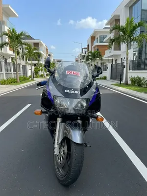 Suzuki GSX-R 2000 Yellow