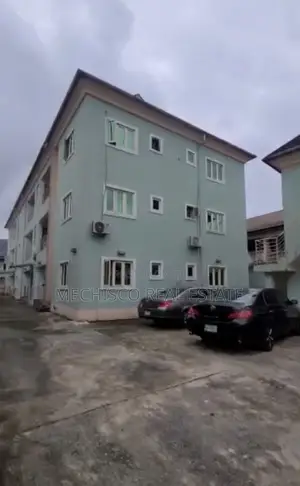 2bdrm Block of Flats in Obio-Akpor for sale