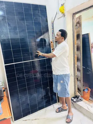 710watts Sunshade Bi-Facial Panels