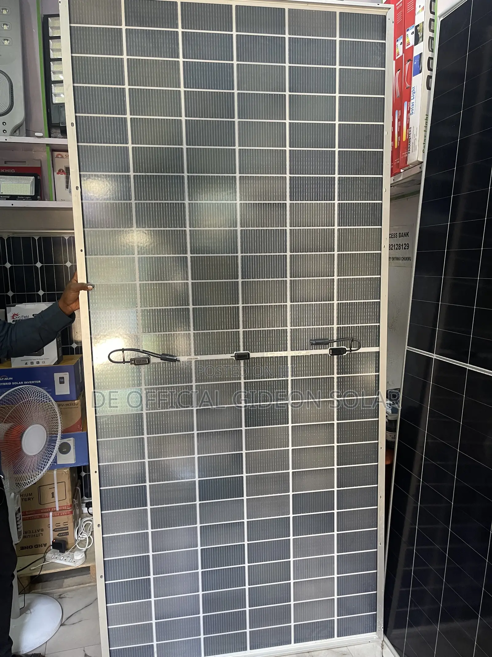 Sunshade 710watts Half-Cut Panel