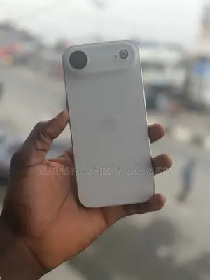 Apple iPhone Air 256 GB Gold