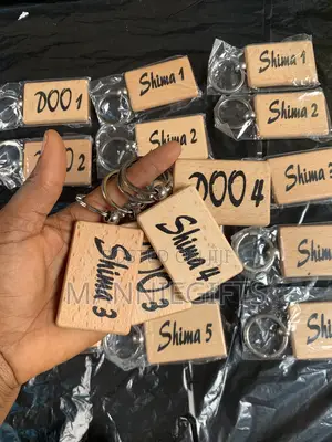 12pcs Wooden Keyholders