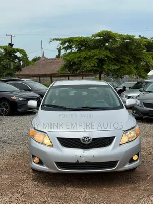Toyota Corolla 2010 Silver