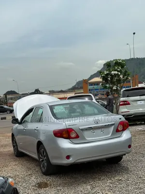 Toyota Corolla 2010 Silver