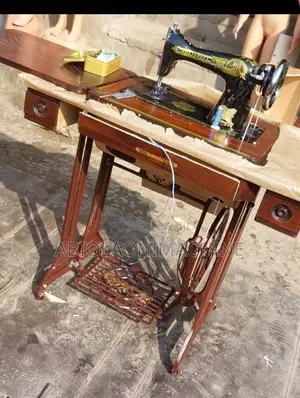 Butterfly Domestic Sewing Machine Foldable Table