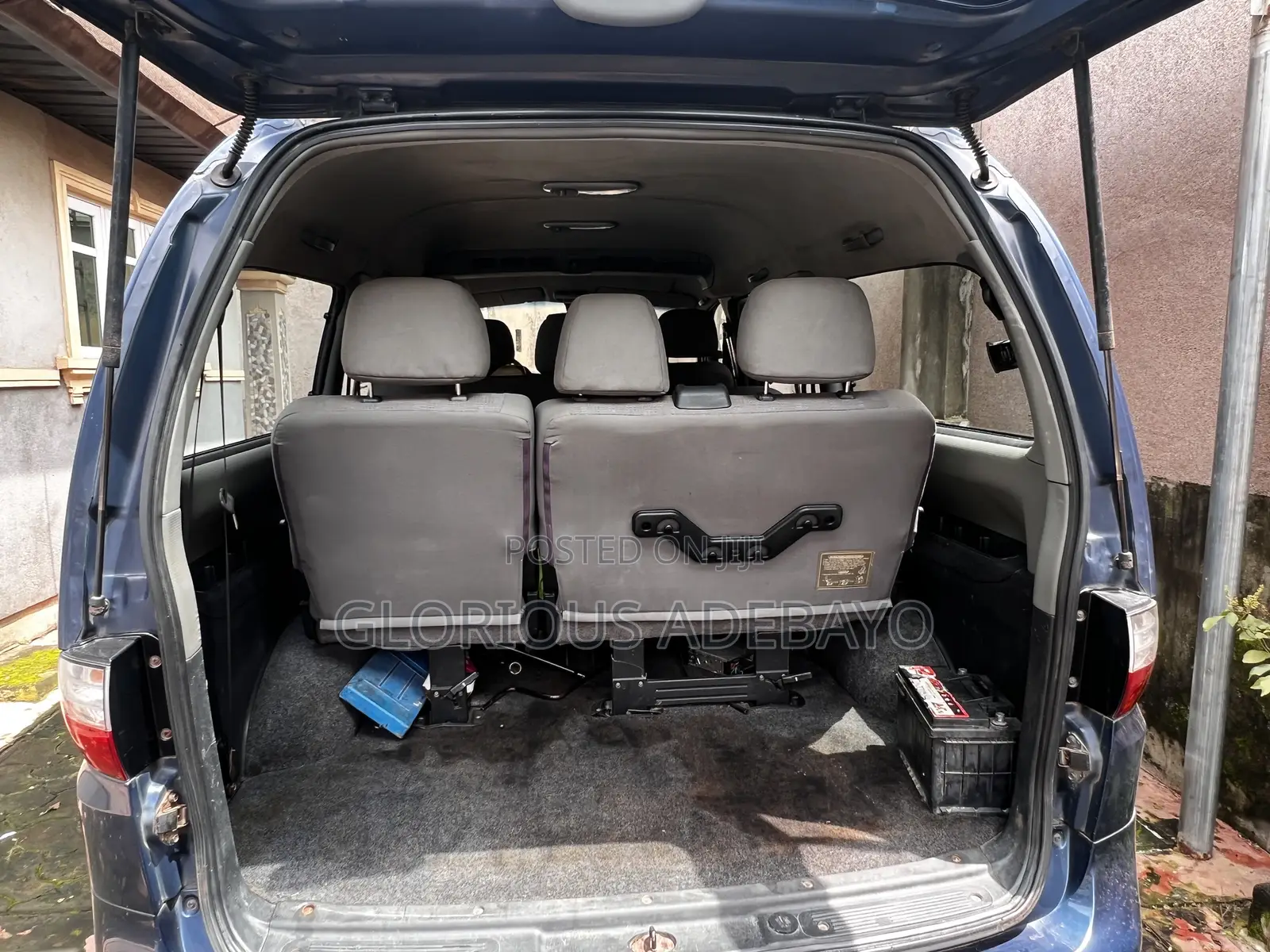 Hyundai H1 2001 Blue