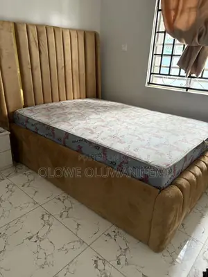 4 and Half Bedframe Padded Design