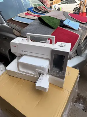 Janome Memory Craft 550e Embroidery Machine,