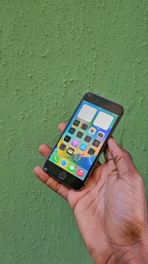 Apple iPhone 8 64 GB Black