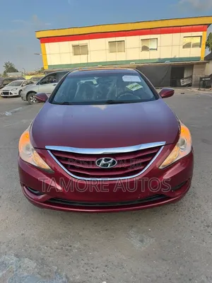 Hyundai Sonata GLS Sedan FWD (2.4L 4cyl 6A) 2012 Red