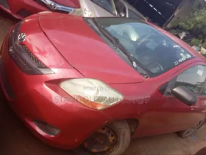 Toyota Yaris 2007 Red