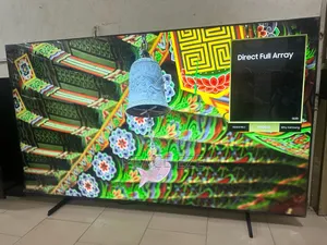 98" Samsung Qled Q80d Smart TV 24/25 Edition