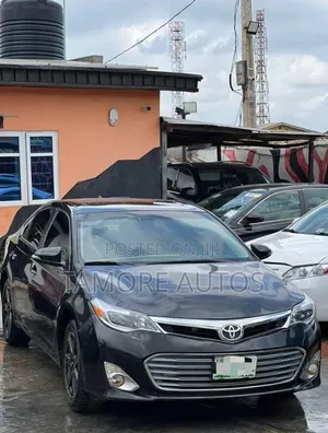 Toyota Avalon Limited 4dr Sedan (3.5L 6cyl 6A) 2014 Black