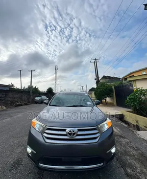 Toyota Highlander 2013 Gray