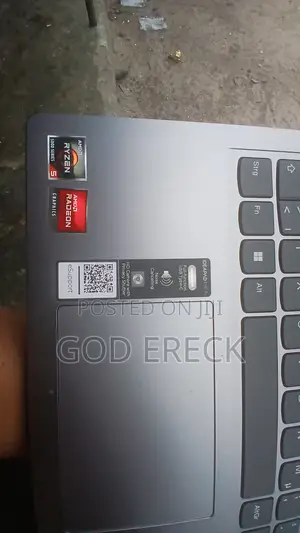 Laptop Lenovo Ideapad 3 8GB AMD Ryzen 5 SSD 128GB