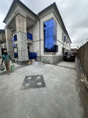 3bdrm Block of Flats in Housing, Abeokuta South for sale