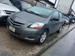 Toyota Yaris 2008 Gray