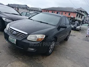 Kia Cerato 2008 Black