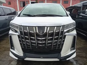 Toyota Alphard 2017 White