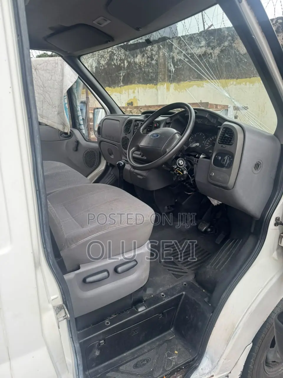Ford Transit 2001 White