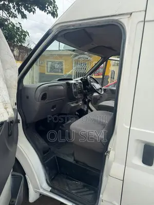 Ford Transit 2001 White