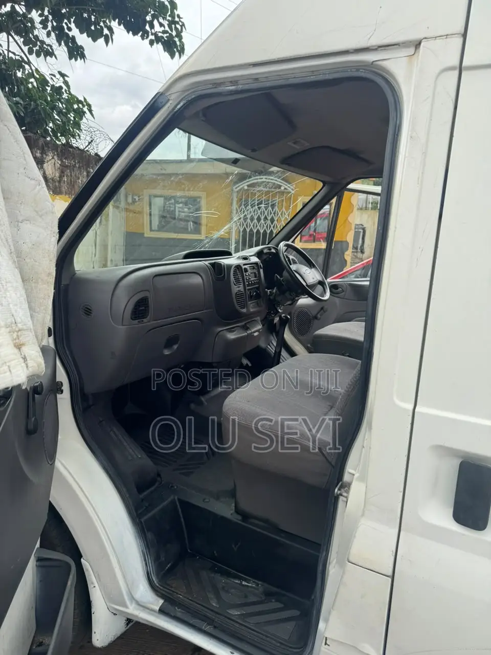 Ford Transit 2001 White